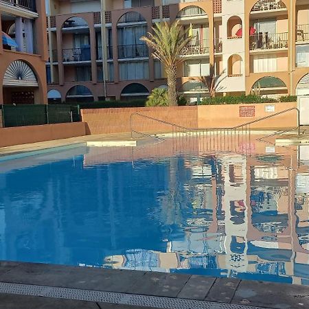 Appartement Situe Au Cap D'Agde Proche Plage Eksteriør billede