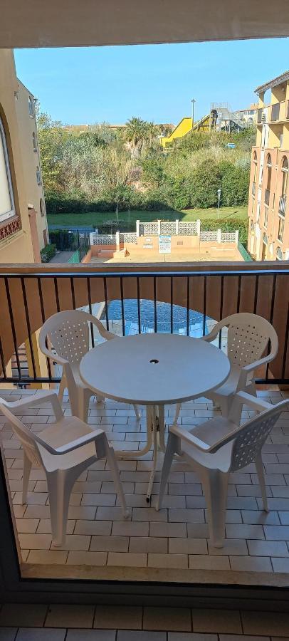 Appartement Situe Au Cap D'Agde Proche Plage Eksteriør billede